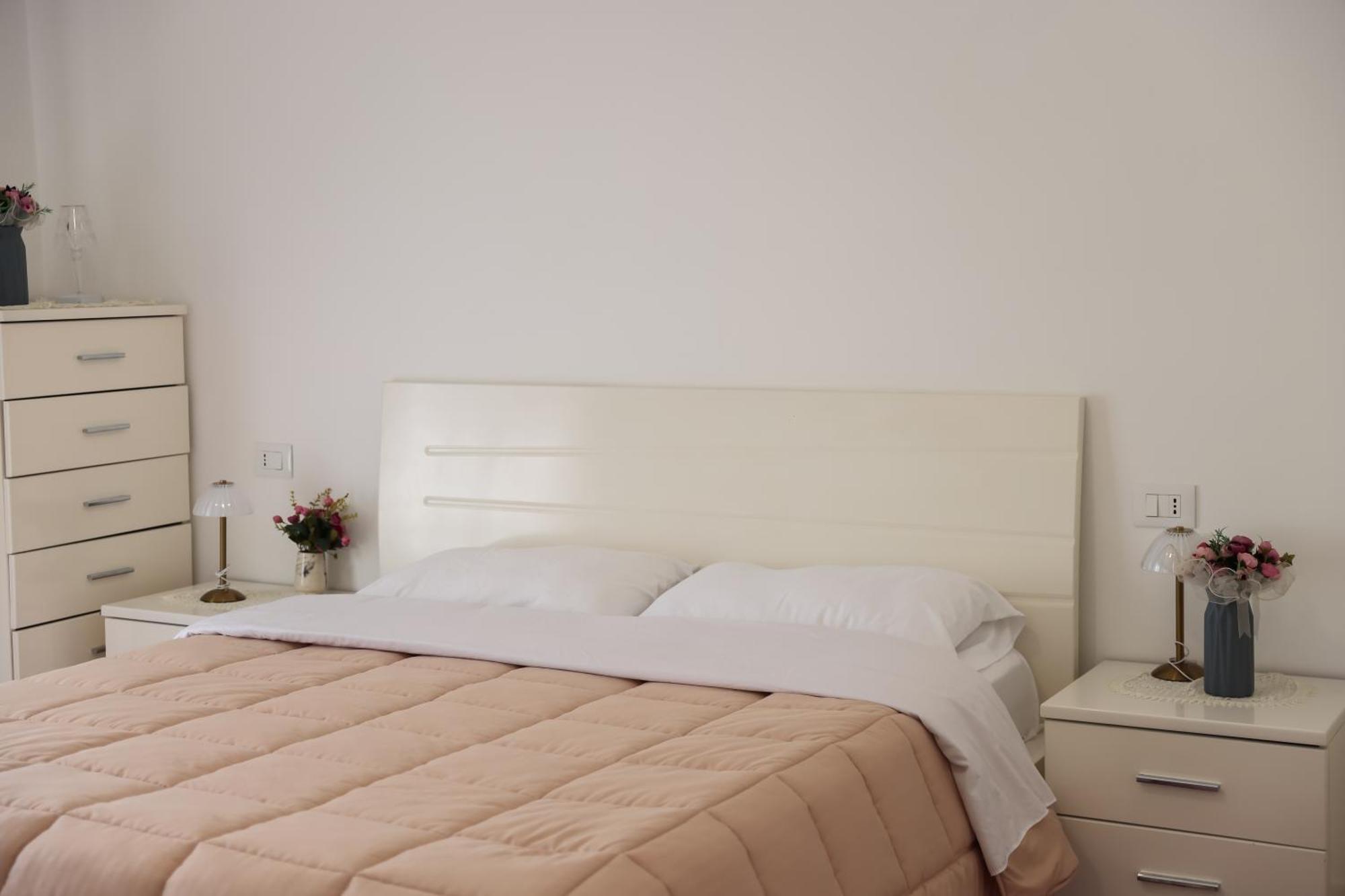 Family Apartment Тирана Екстериор снимка