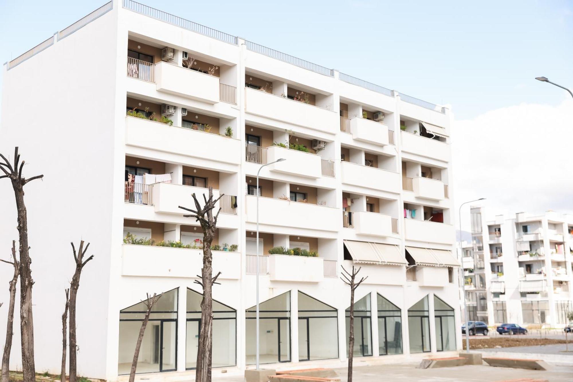 Family Apartment Тирана Екстериор снимка